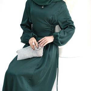 Elegant Green Maxi Dress